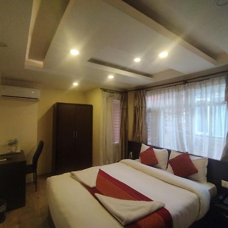 Hotel Sapana Garden Thamel Катманду Екстериор снимка