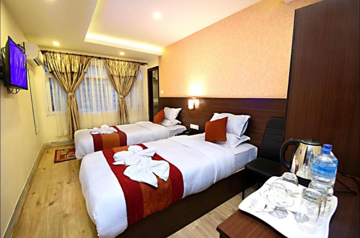Hotel Sapana Garden Thamel Катманду Екстериор снимка