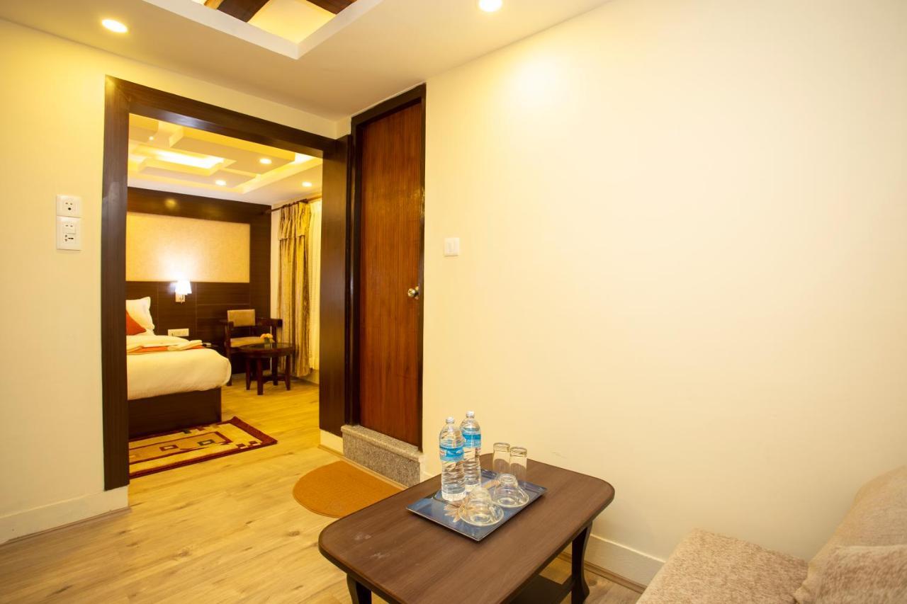 Hotel Sapana Garden Thamel Катманду Екстериор снимка