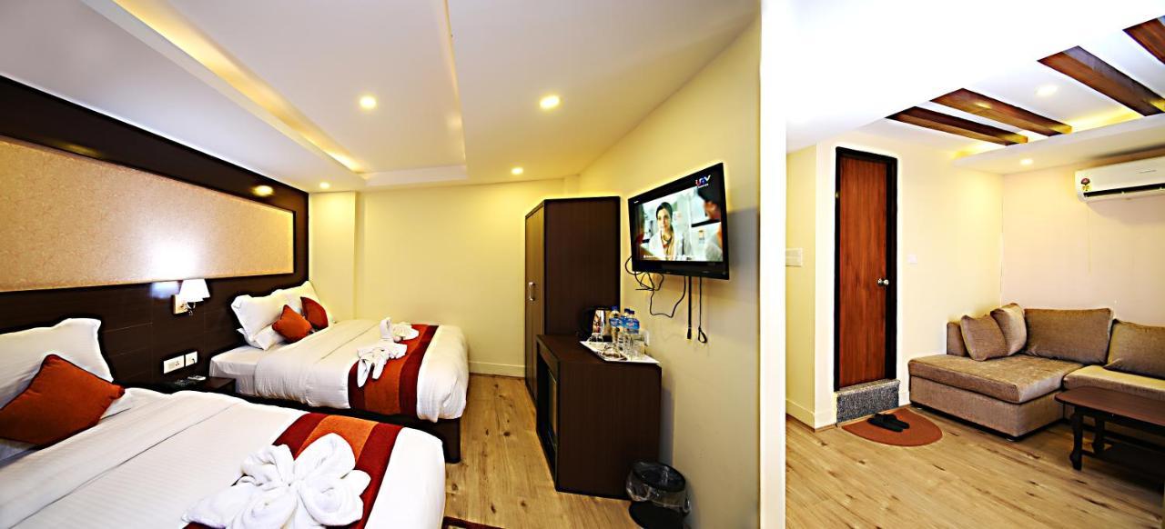 Hotel Sapana Garden Thamel Катманду Екстериор снимка